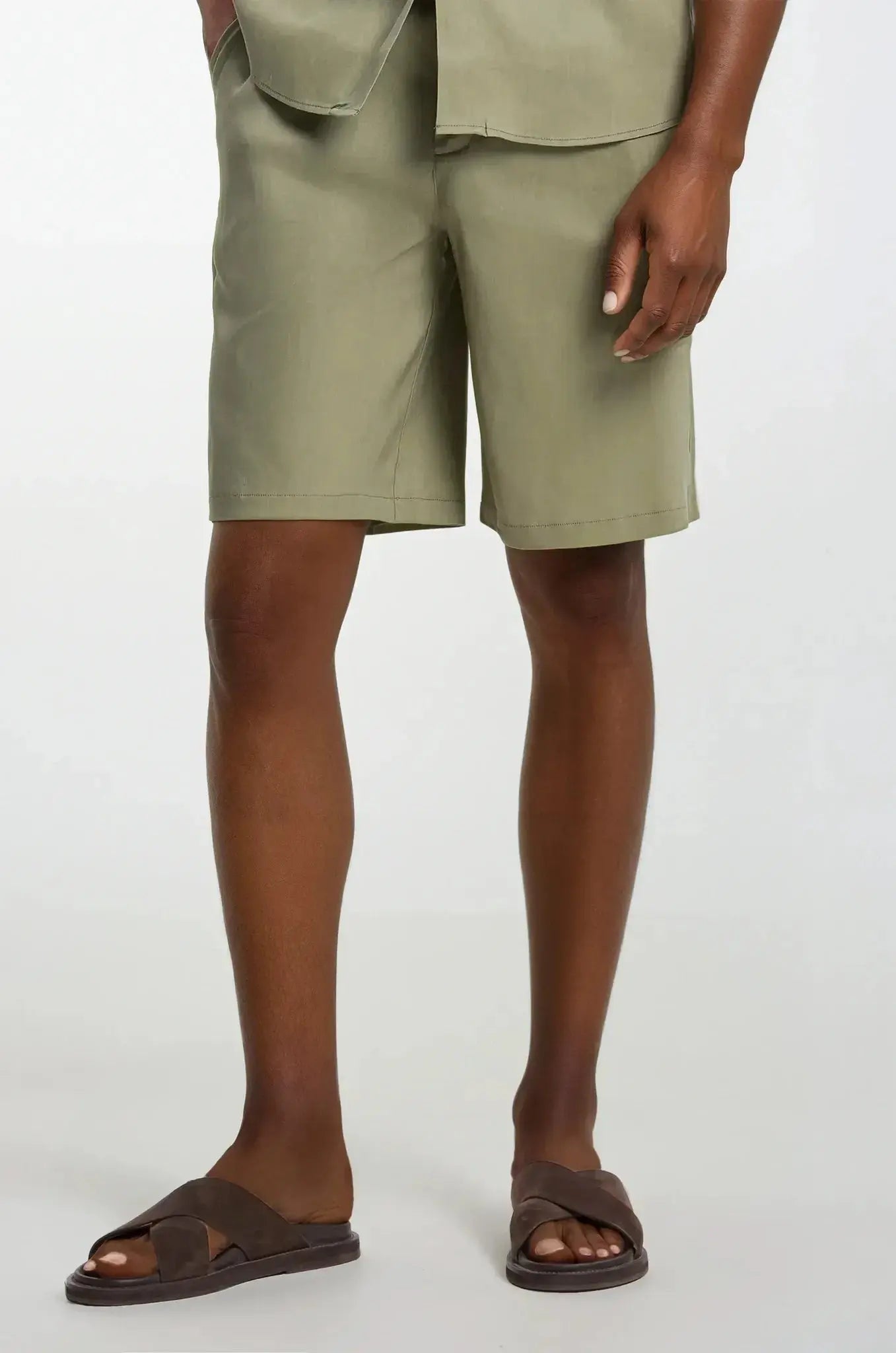 Linen Shorts - Maseer